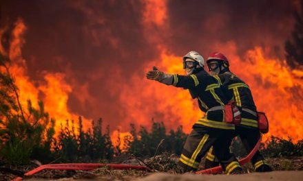 ලැව්ගිනි CO2 විමෝචනය ඇස්තමේන්තු කිරීමේ අභියෝගය